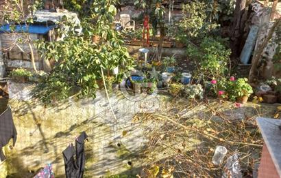 BEYKOZ YALIKÖY DE BAHÇELİ 2 KATLI MÜSTAKİL EV
