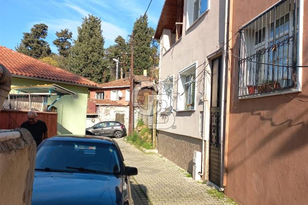 BEYKOZ YALIKÖY DE BAHÇELİ 2 KATLI MÜSTAKİL EV