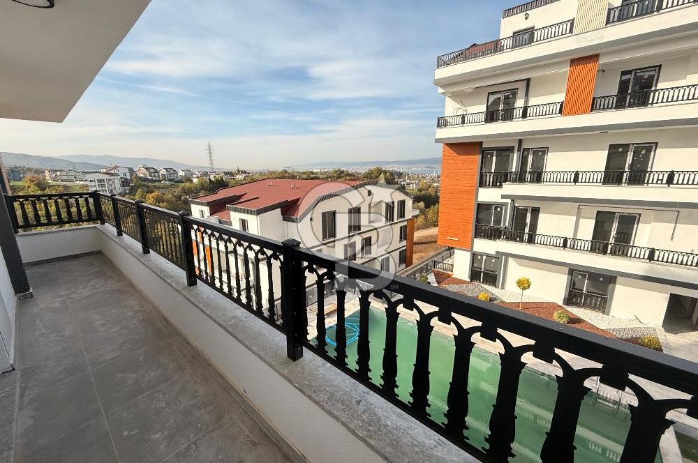 KOCAELİ BAŞİSKELE SEYRİ VADİ SİTESİ SATILIK 3+1 ARAKAT DAİRE