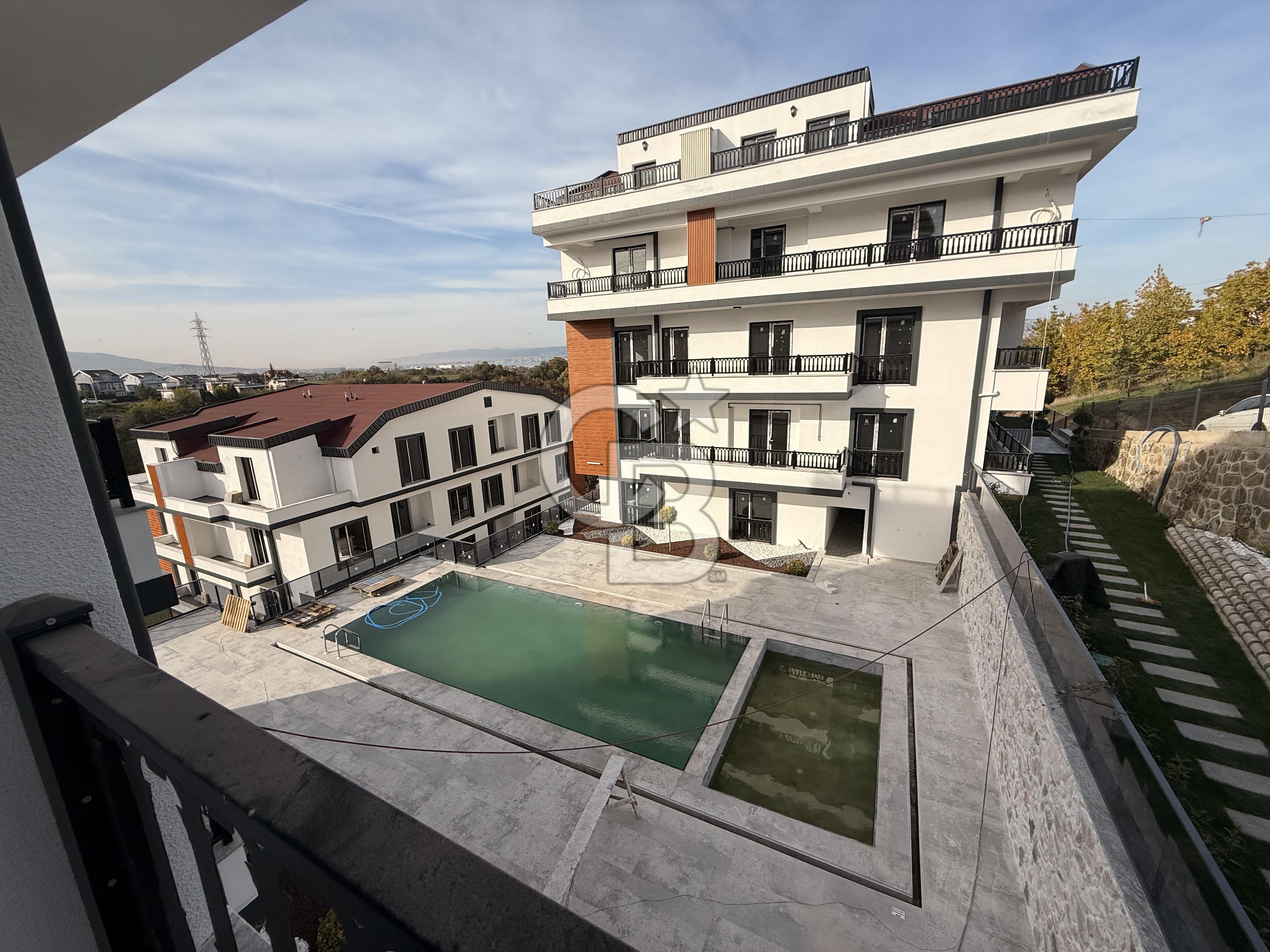 KOCAELİ BAŞİSKELE SEYRİ VADİ SİTESİ SATILIK 3+1 ARAKAT DAİRE