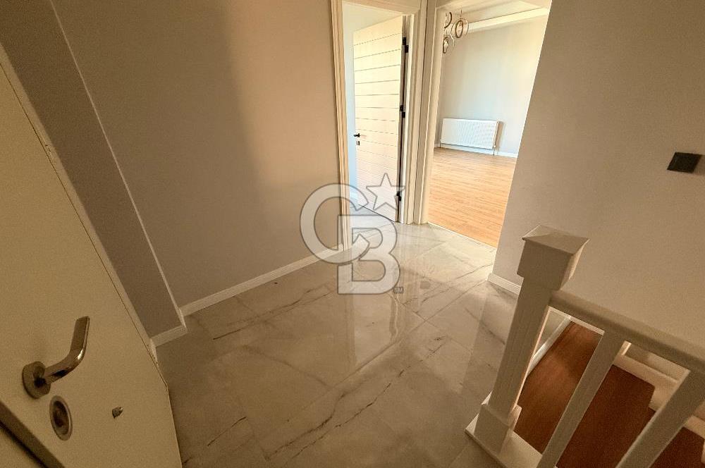 BAŞİSKELE ROYAL COUNTRY SİTESİNDE SATILIK 3+1 ARA DUBLEKS DAİRE