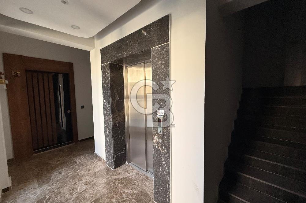 BAŞİSKELE ROYAL COUNTRY SİTESİNDE SATILIK 3+1 ARA DUBLEKS DAİRE