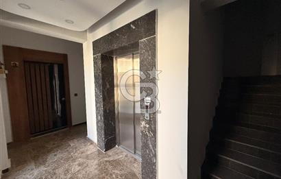 BAŞİSKELE ROYAL COUNTRY SİTESİNDE SATILIK 3+1 ARA DUBLEKS DAİRE