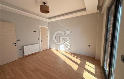 BAŞİSKELE ROYAL COUNTRY SİTESİNDE SATILIK 3+1 ARA DUBLEKS DAİRE