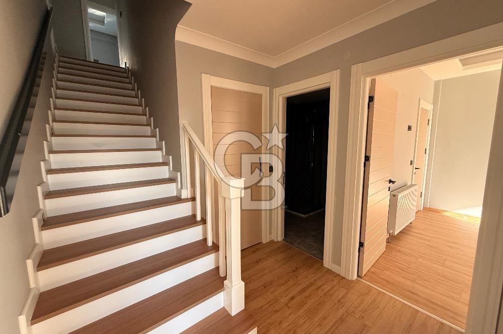 BAŞİSKELE ROYAL COUNTRY SİTESİNDE SATILIK 3+1 ARA DUBLEKS DAİRE