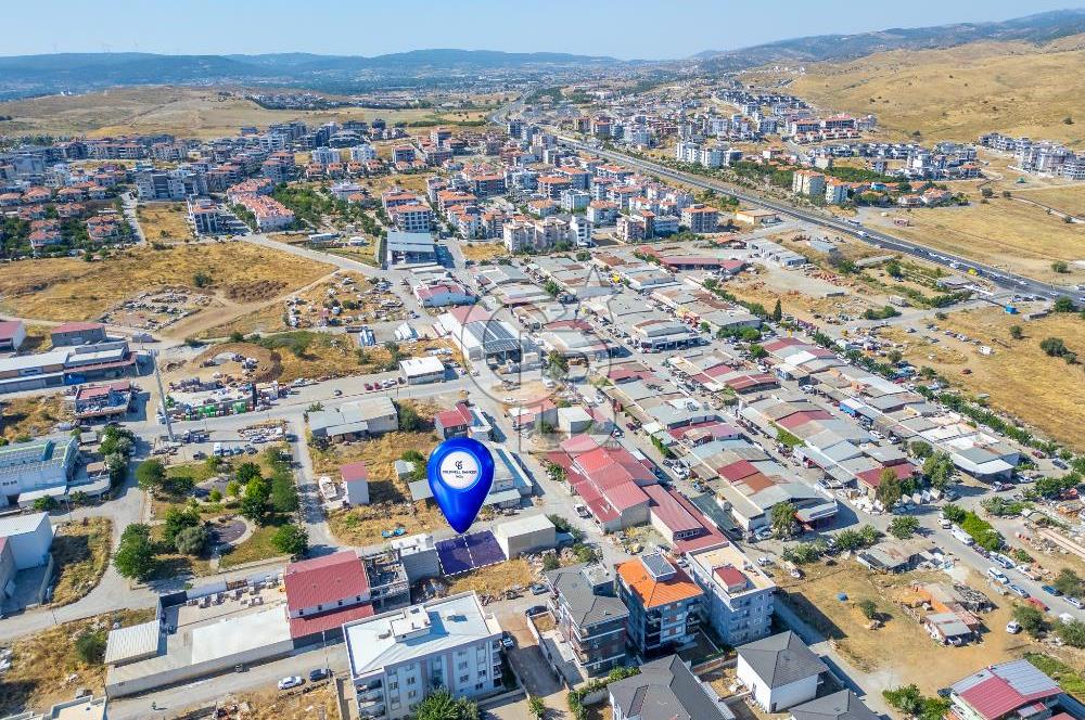 Seferihisar Camikebir'de 220 m2 2 adet Sanayi İmarlı Arsa