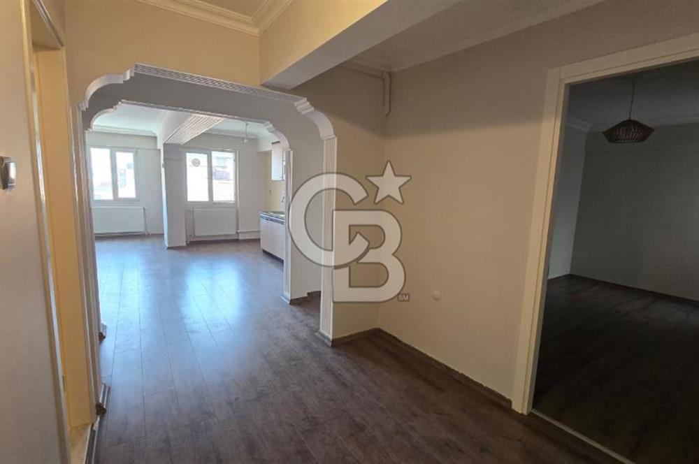 İzmir Güzelyalı'da Kiralık Merkezi Konum 3+1 Daire