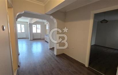 İzmir Güzelyalı'da Kiralık Merkezi Konum 3+1 Daire