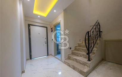 Manisa Bağyolu'nda Site İçinde Havuzlu Villa