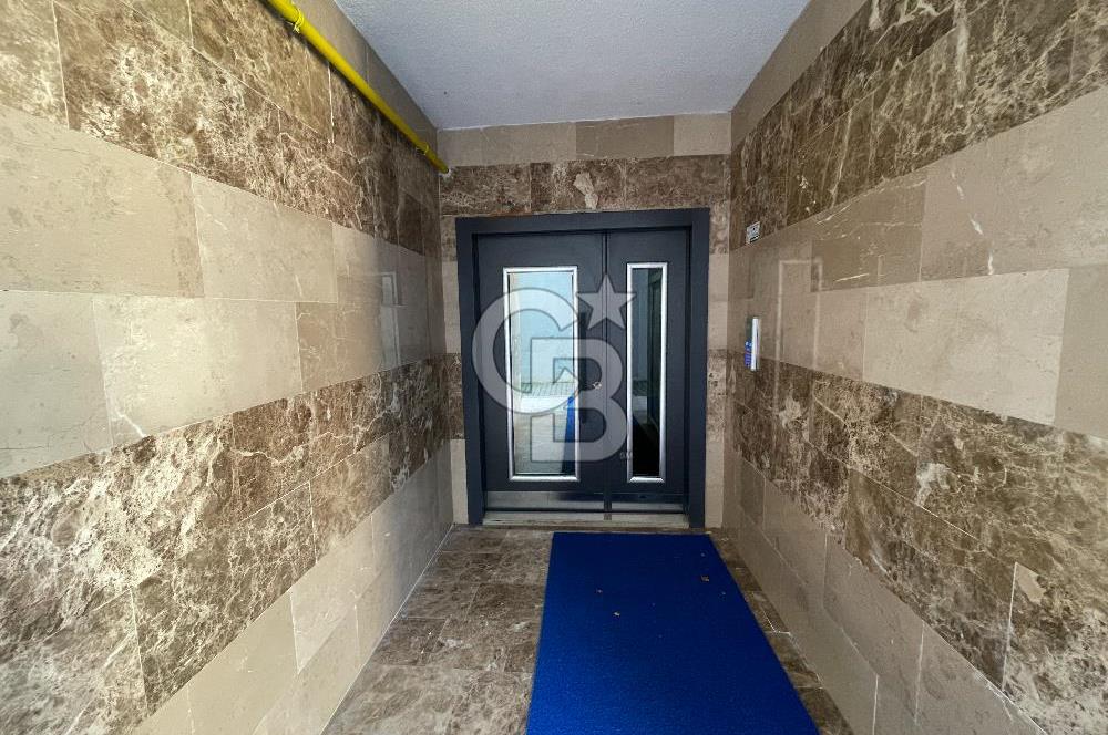 BOSTANCI MAHALLESİN'DE GENİŞ, DOĞA VE DENİZ MANZARALI LÜX DAİRE