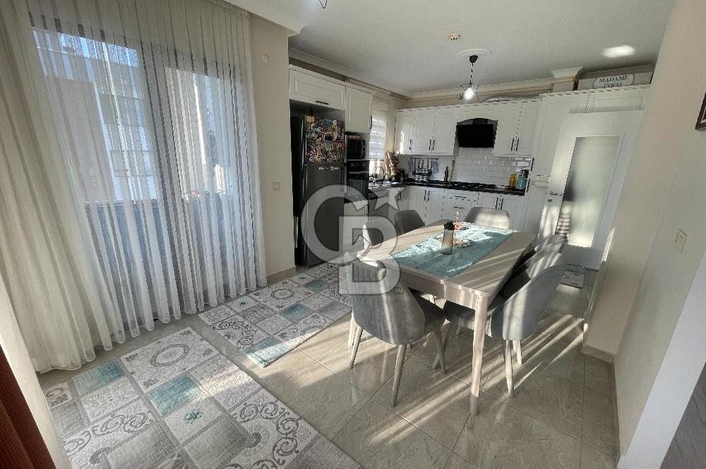 BOSTANCI MAHALLESİN'DE GENİŞ, DOĞA VE DENİZ MANZARALI LÜX DAİRE