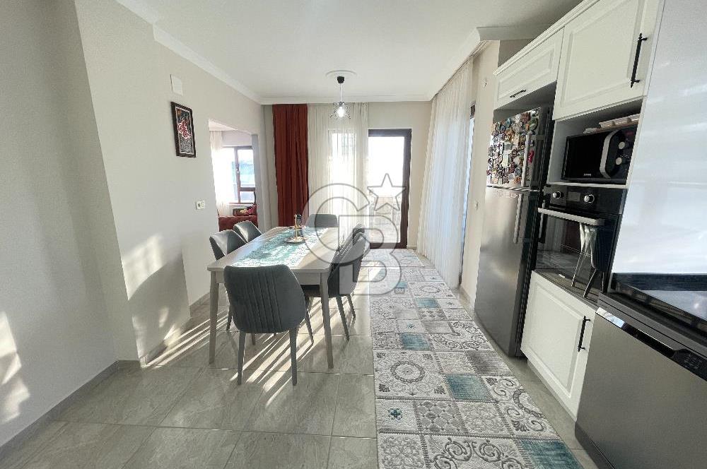 BOSTANCI MAHALLESİN'DE GENİŞ, DOĞA VE DENİZ MANZARALI LÜX DAİRE