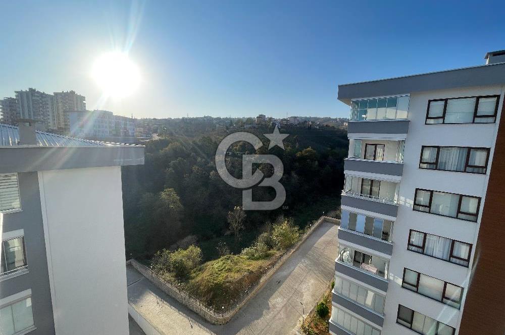 BOSTANCI MAHALLESİN'DE GENİŞ, DOĞA VE DENİZ MANZARALI LÜX DAİRE