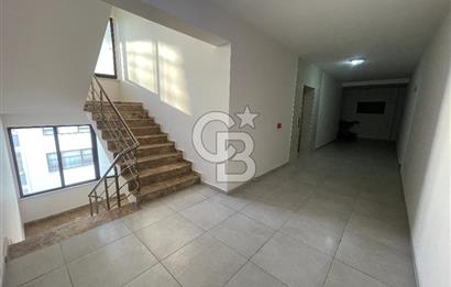 BOSTANCI MAHALLESİN'DE GENİŞ, DOĞA VE DENİZ MANZARALI LÜX DAİRE