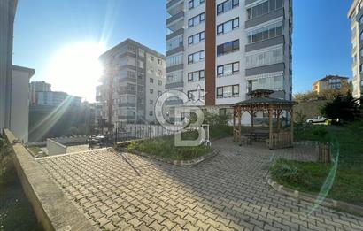 BOSTANCI MAHALLESİN'DE GENİŞ, DOĞA VE DENİZ MANZARALI LÜX DAİRE