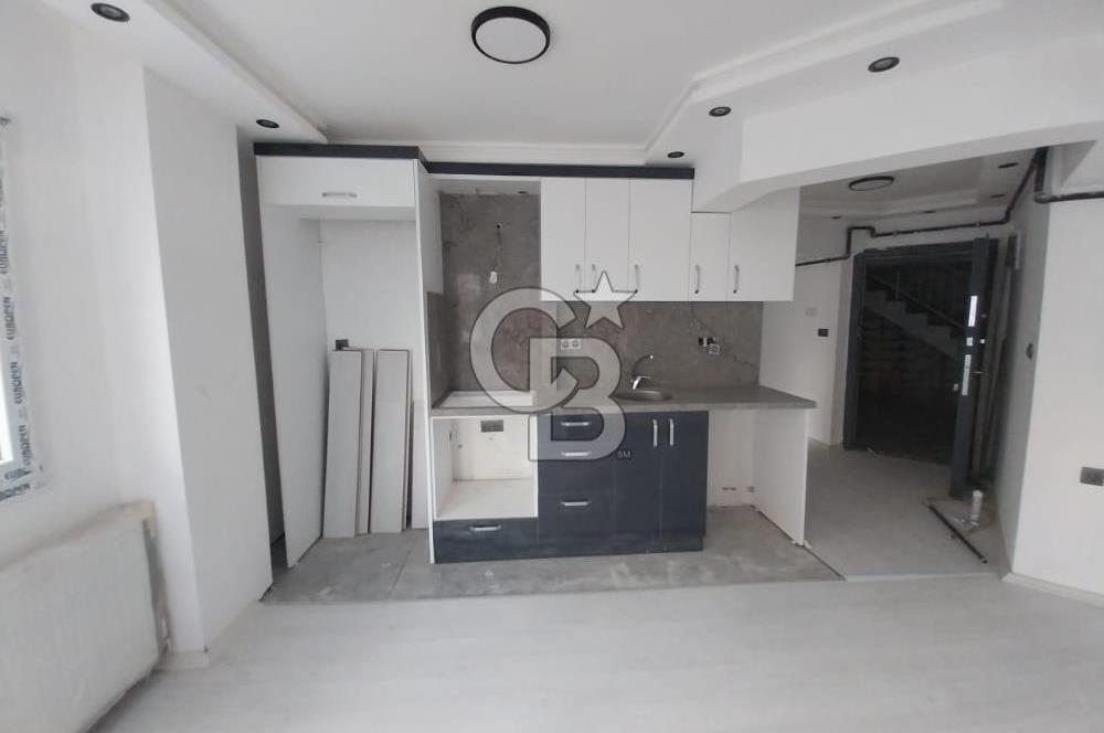 MUSELAND'DAN CADDE ÜZERİ KÖŞE KONUMLU SATILIK 2+1 DAİRE