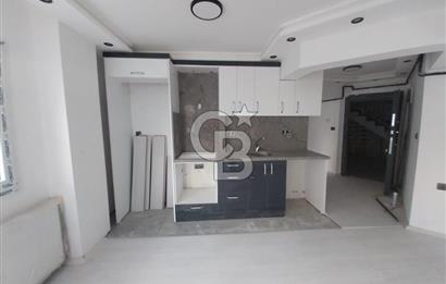 MUSELAND'DAN CADDE ÜZERİ KÖŞE KONUMLU SATILIK 2+1 DAİRE