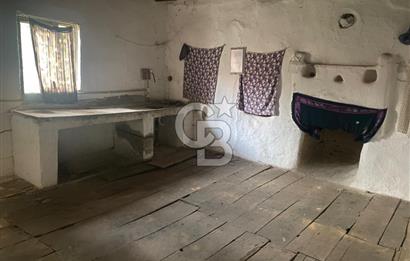 MUSELAND'DAN UŞAK'TA KÖYİÇİ İMARLI BAHÇELİ EV