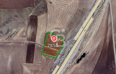 ANKARA GÖLBAŞI OYACADA YOLA CEPHE 7.802 METREKARE TARLA