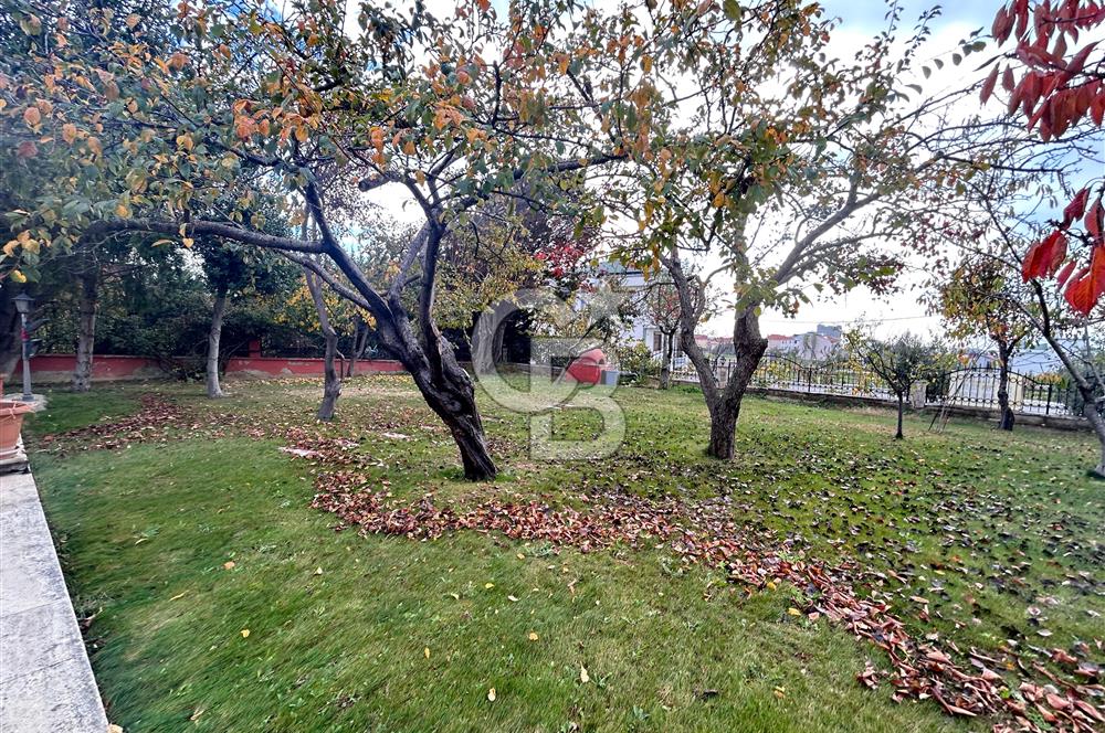 1302 m2 ARSAYA SAHİP MUHTEŞEM VİLLA-BÜYÜKÇEKMECE KAMİLOBA