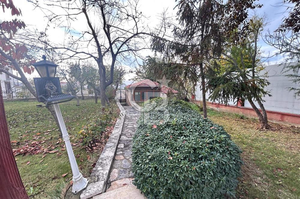 1302 m2 ARSAYA SAHİP MUHTEŞEM VİLLA-BÜYÜKÇEKMECE KAMİLOBA