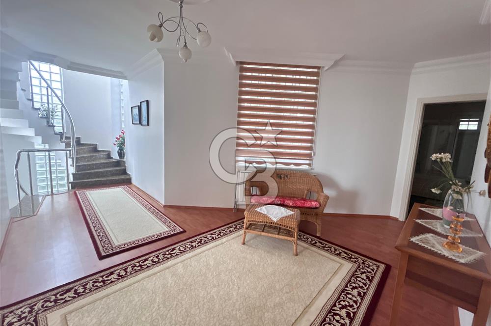 1302 m2 ARSAYA SAHİP MUHTEŞEM VİLLA-BÜYÜKÇEKMECE KAMİLOBA