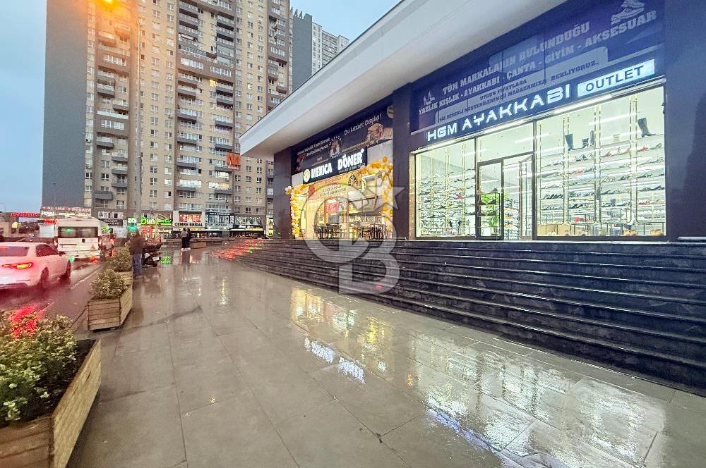 ESENYURT MEYDAN ELIT PALACE'DA 1+1 BÜYÜK TİP SATILIK DAİRE