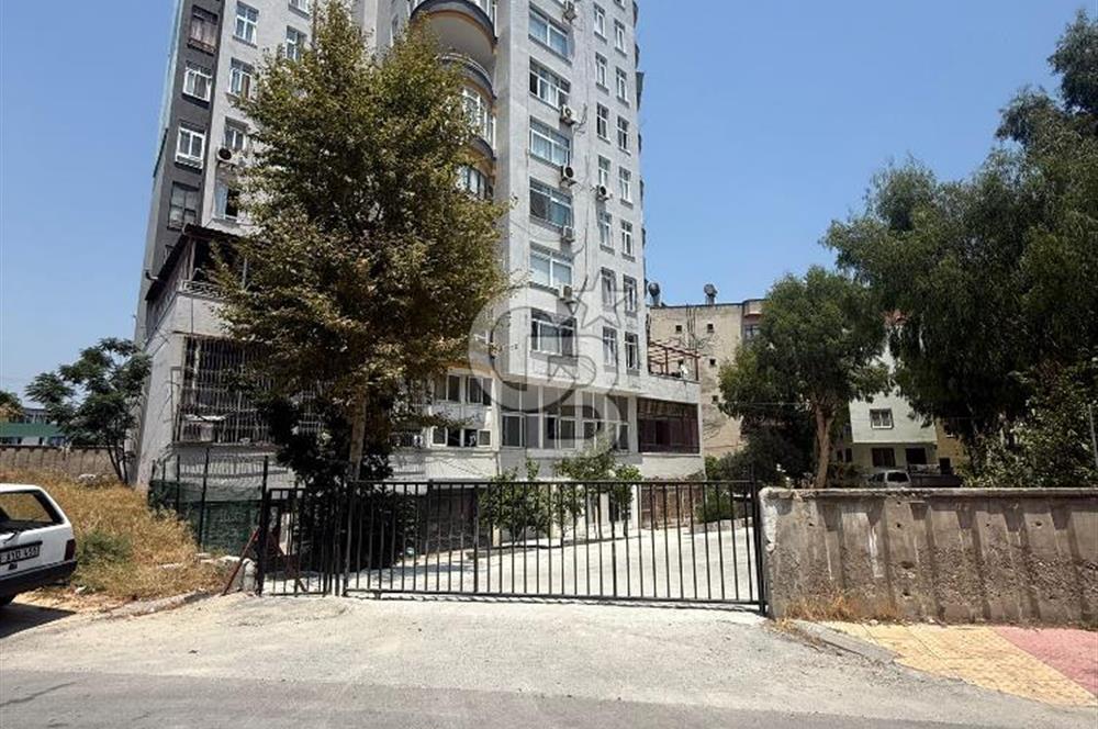 AKDENİZ YENİMAHALLE'DE SATILIK 3+1 DAİRE