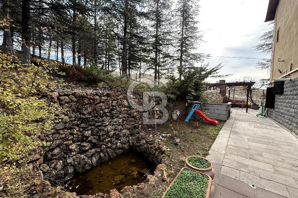 Pursaklar Yeşilyurt'ta Geniş Peyzajlı 3+1 Villa