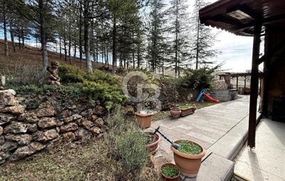 Pursaklar Yeşilyurt'ta Geniş Peyzajlı 3+1 Villa