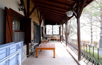 Pursaklar Yeşilyurt'ta Geniş Peyzajlı 3+1 Villa