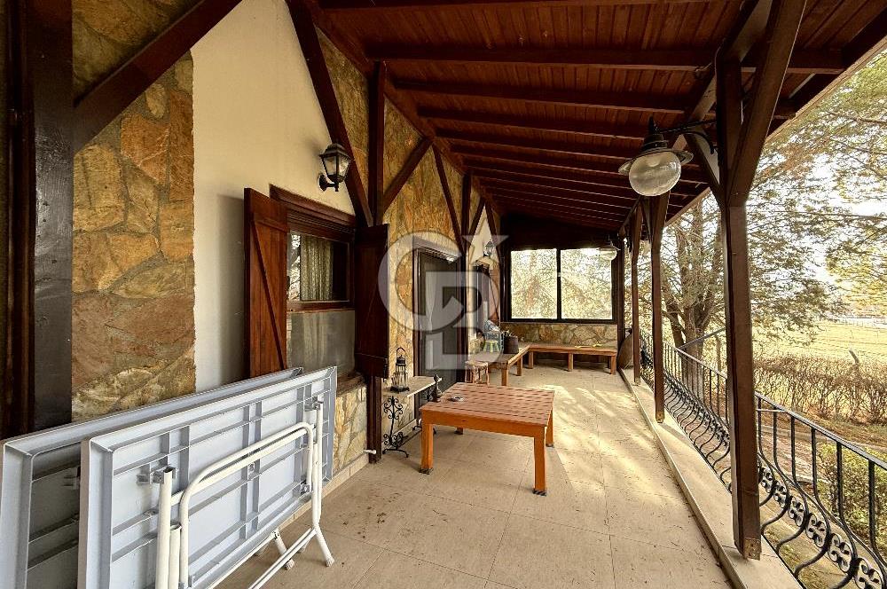 Pursaklar Yeşilyurt'ta Geniş Peyzajlı 3+1 Villa