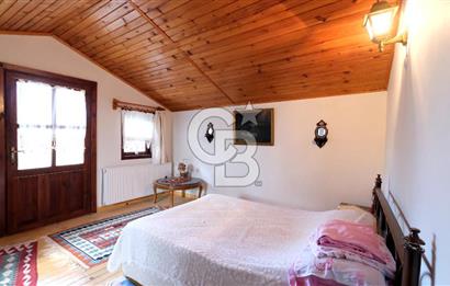 Pursaklar Yeşilyurt'ta Geniş Peyzajlı 3+1 Villa