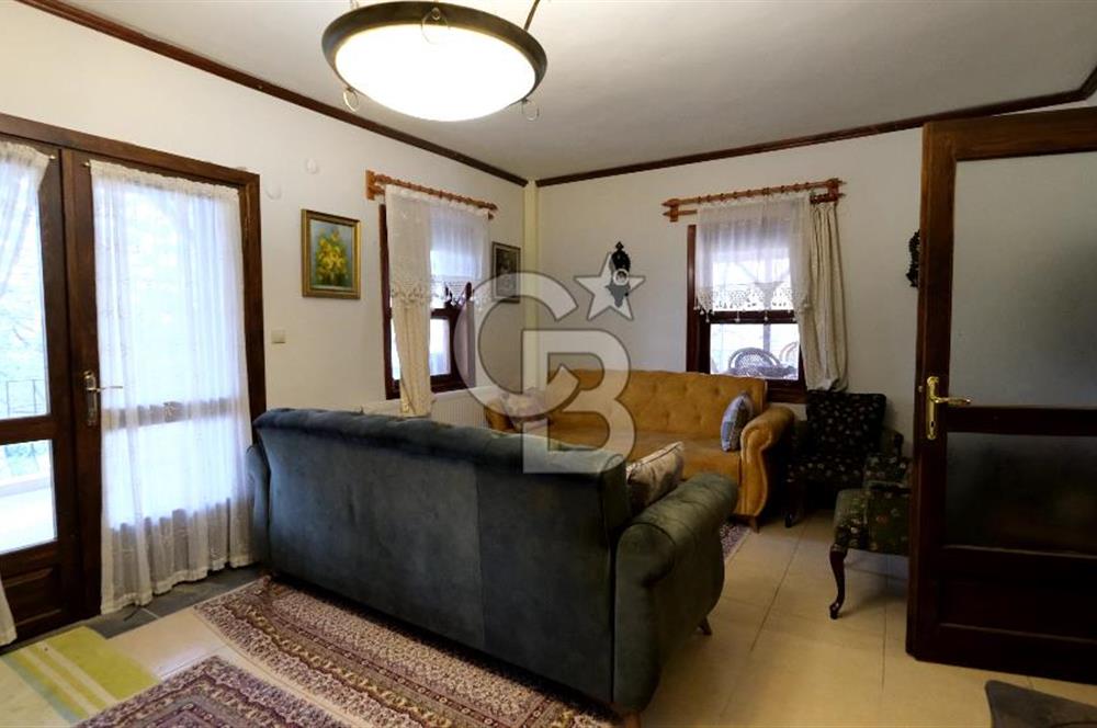 Pursaklar Yeşilyurt'ta Geniş Peyzajlı 3+1 Villa