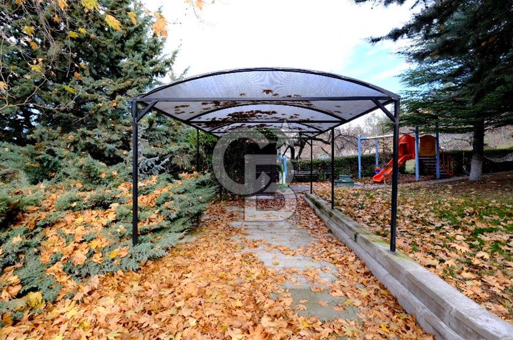 Pursaklar Yeşilyurt'ta Geniş Peyzajlı 3+1 Villa