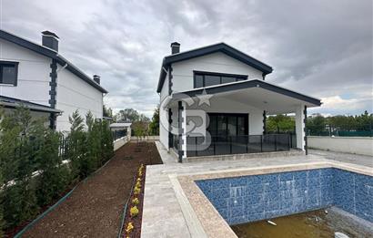 SİRKELİ DE YATIRIMIN ALTIN NOKTASI HAVUZLU SATILIK VİLLA