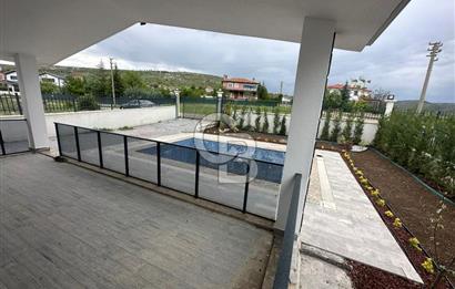 SİRKELİ DE YATIRIMIN ALTIN NOKTASI HAVUZLU SATILIK VİLLA