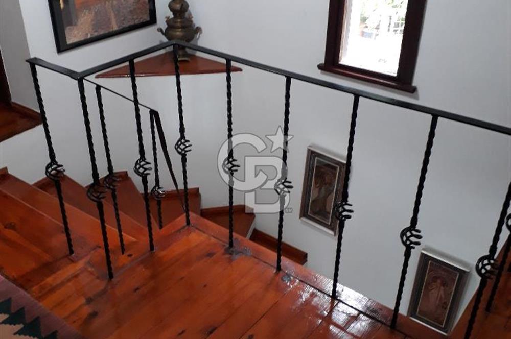 Sapanca Mahmudiye'de Eşyalı, Eşsiz Manzaralı Villa