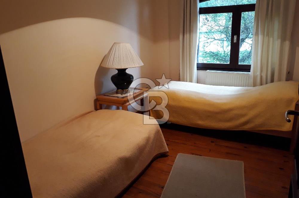 Sapanca Mahmudiye'de Eşyalı, Eşsiz Manzaralı Villa