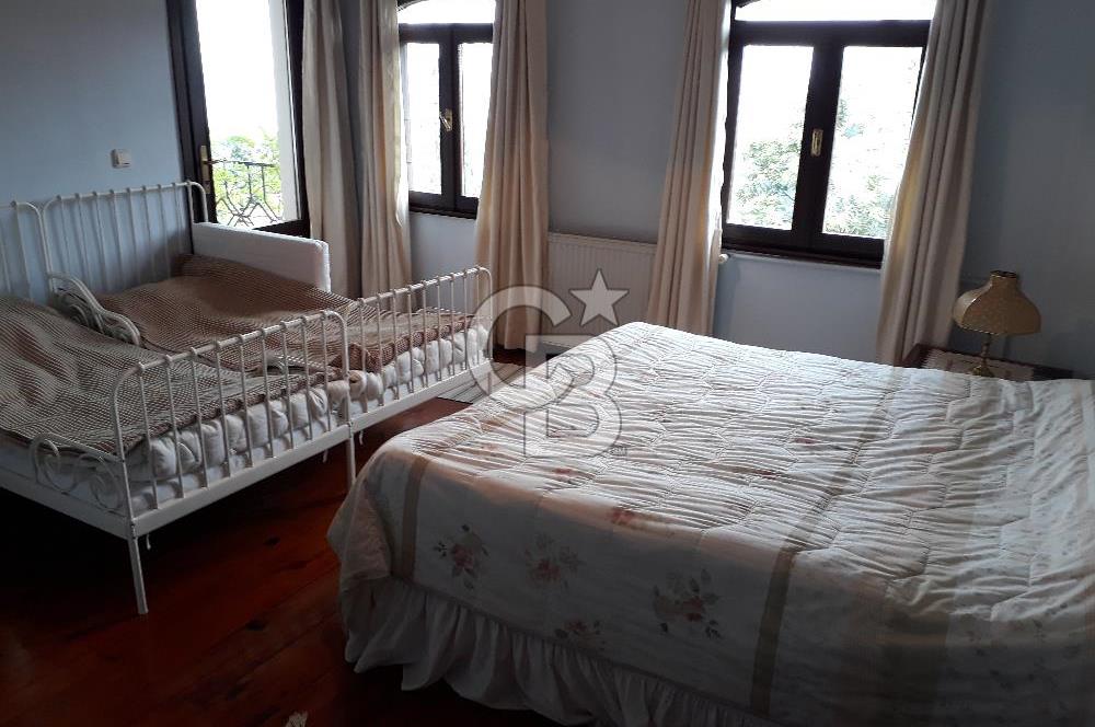 Sapanca Mahmudiye'de Eşyalı, Eşsiz Manzaralı Villa