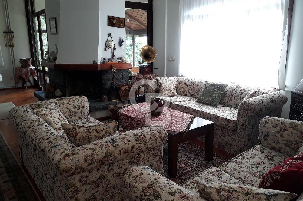 Sapanca Mahmudiye'de Eşyalı, Eşsiz Manzaralı Villa