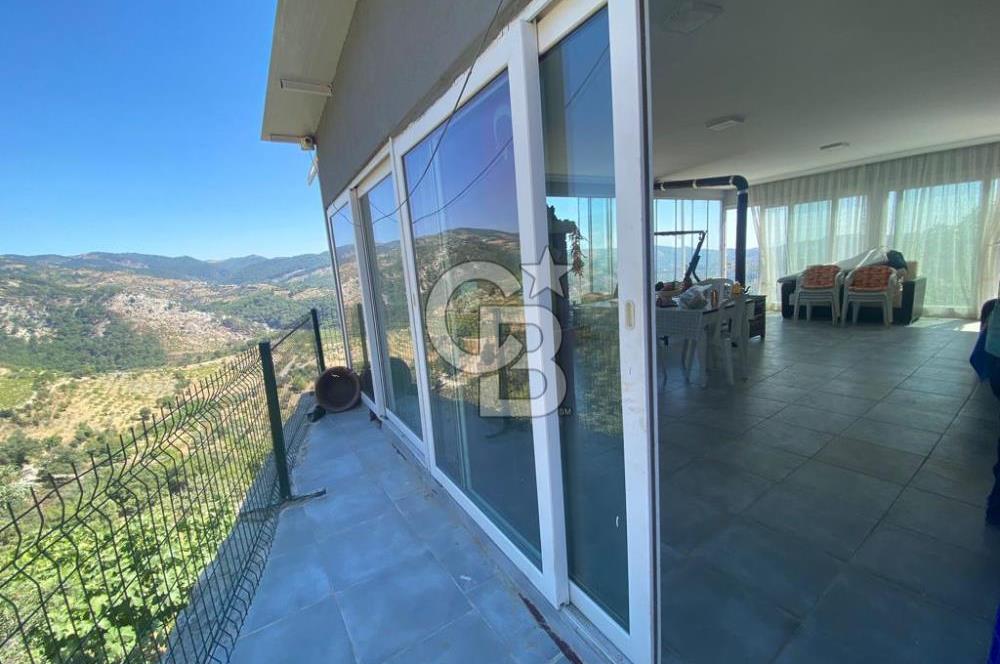 Güzelbahçe'de Satılık Prefabrik Doğa İçerisinde Dağ Evi