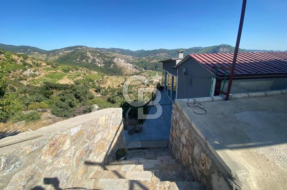 Güzelbahçe'de Satılık Prefabrik Doğa İçerisinde Dağ Evi