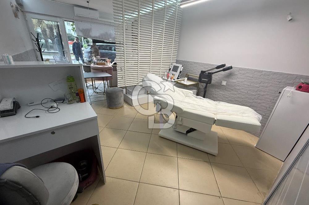 Yatırım veya işletmeye hazır üçkuyularda merkezi 35m2 dükkan