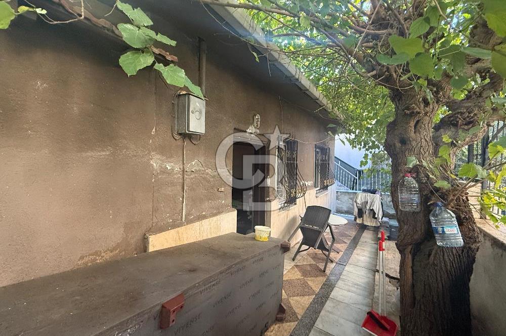 Bornova Kızılay mah Satılık  2+1 Müstakil  Ev 