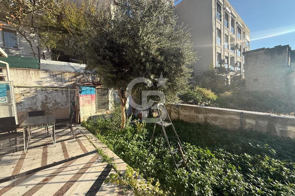 Bornova Kızılay mah Satılık  2+1 Müstakil  Ev 