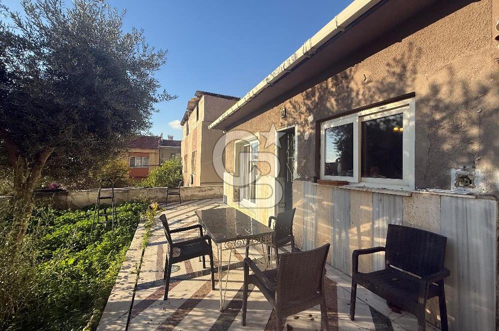 Bornova Kızılay mah Satılık  2+1 Müstakil  Ev 