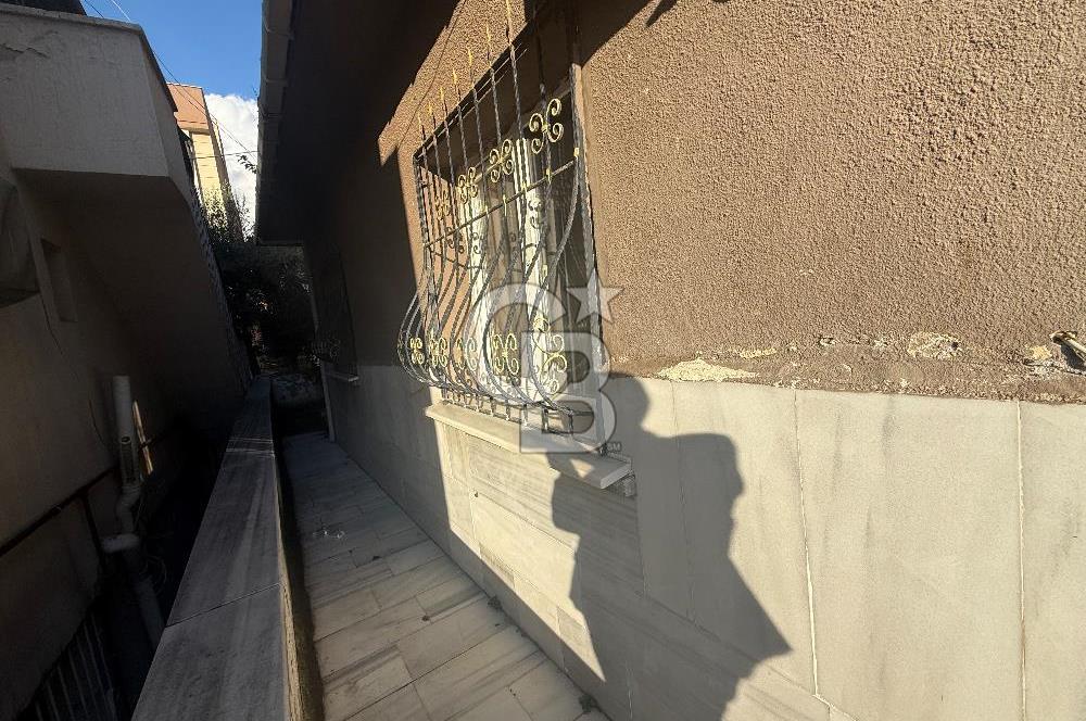 Bornova Kızılay mah Satılık  2+1 Müstakil  Ev 