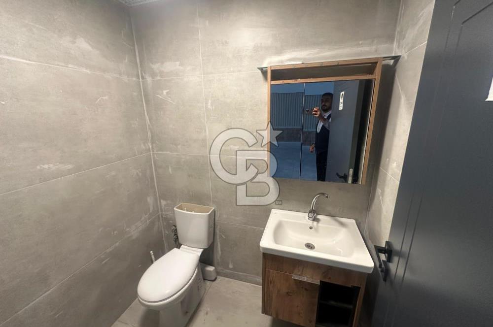 AUTOZONE ANADOLU BLV. CEPHE TABELA DEĞERİ YÜKSEK KİRALIK DÜKKAN