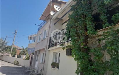 URLA ALTINTAŞTA SATILIK TRIBLEKS EV